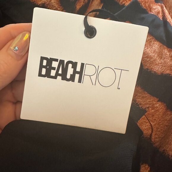 Beach Riot x REVOLVE Suki Maxi Midi Tie Front Slit Skirt in Tiger Animal Print - Picture 5 of 10